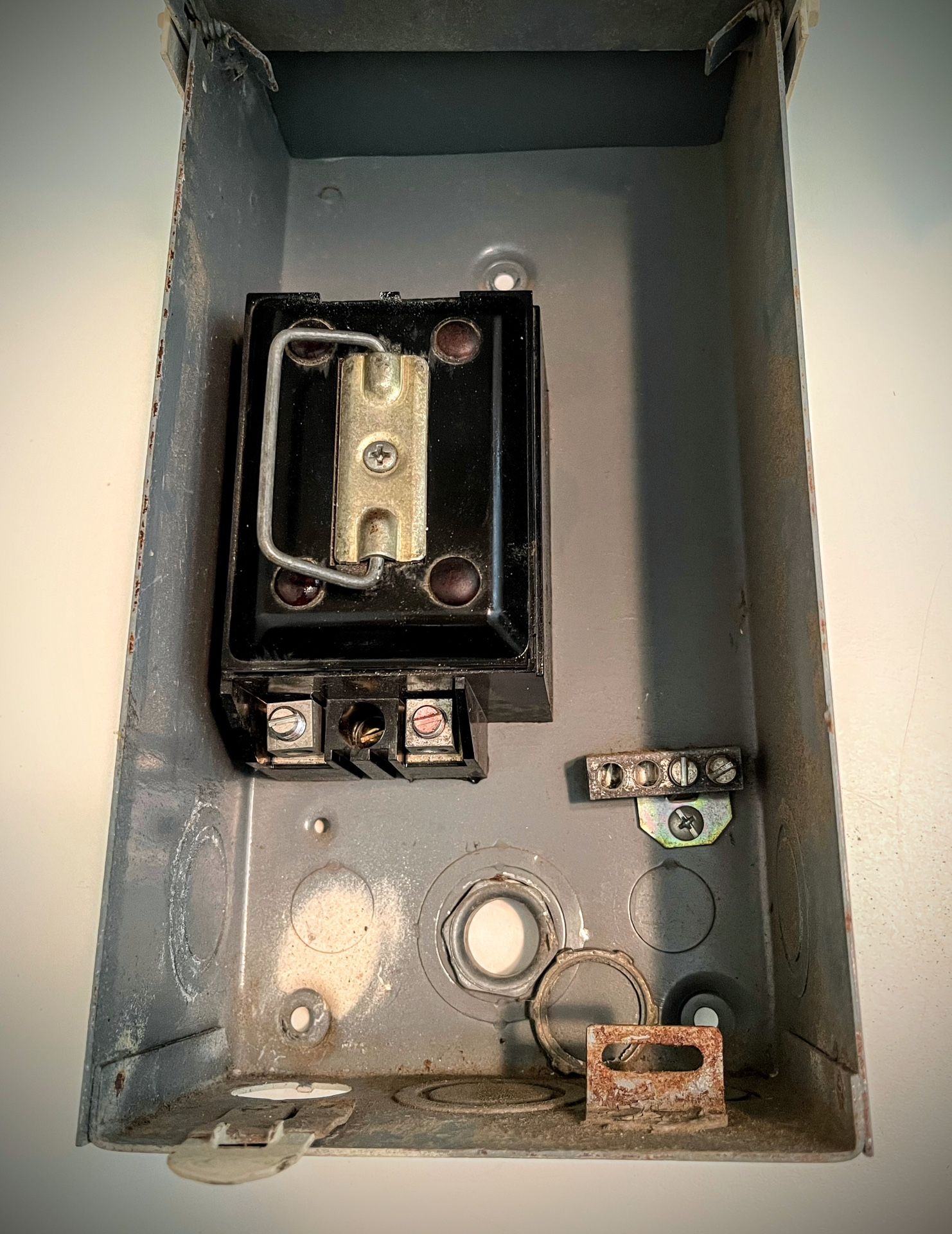 Fuse Box and Liquid Tight Flexible Nonmetallic Conduit