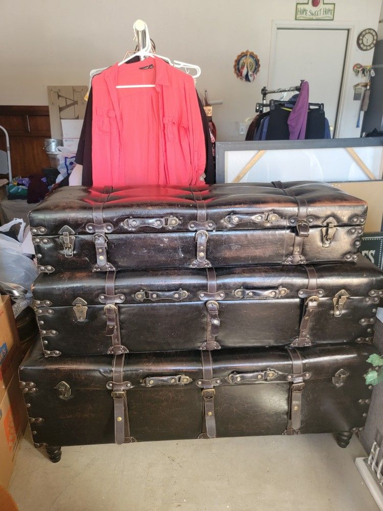 3 vintage leather trunk