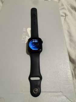 Series 7 Apple smart watch