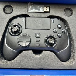 RAZER WOLVERINE V2 PRO 