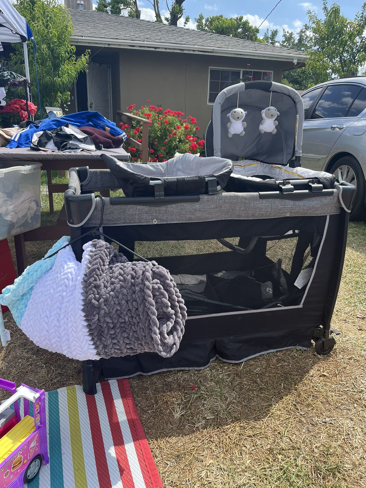 Playpen With Bassinet And Changing Table