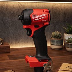 Milwaukee M18 Impact Driver, 1/4 Hex