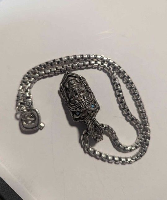 925 Chain With Pendant Located In Mesa