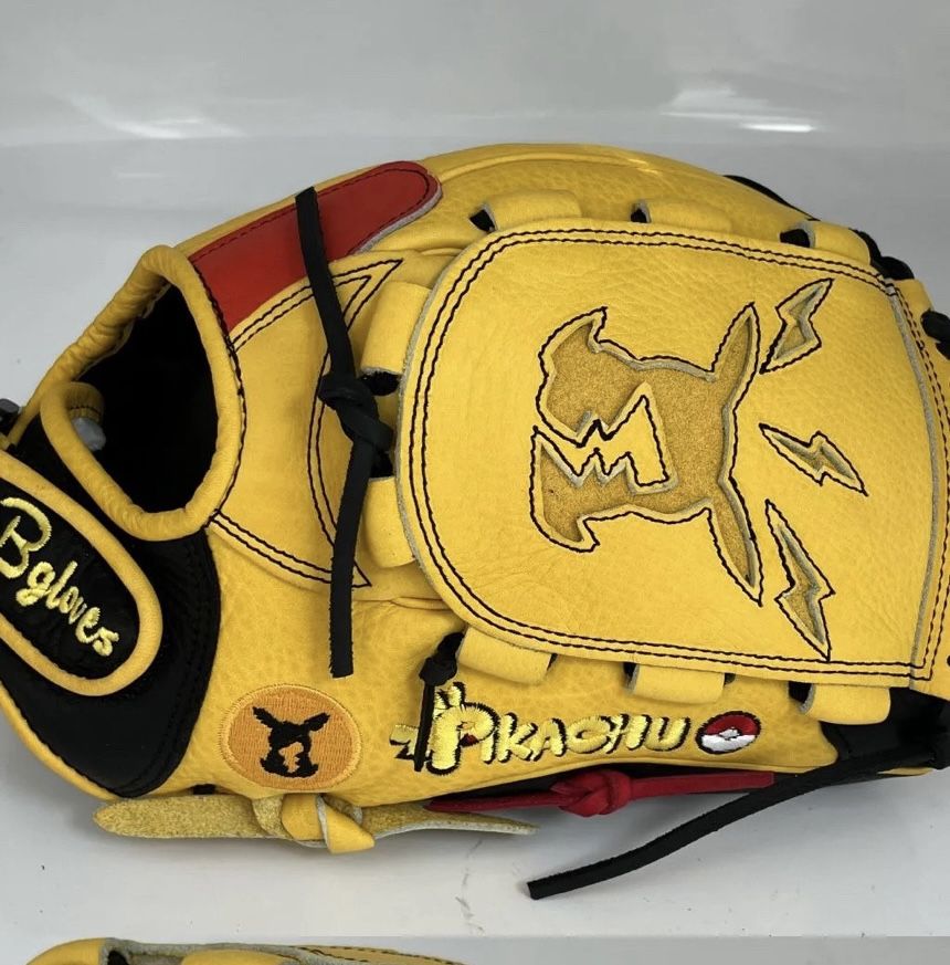 Softball/ Baseball Gloves Custom Made