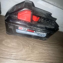 Milwaukee Redlithium Xc6