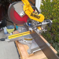 DeWalt 12 Inch Duel Bevel Slde Chop. Saw