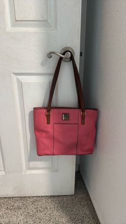 Dooney And Bourke Purse