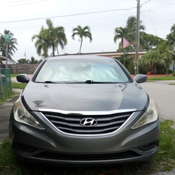 2011 Hyundai Sonata – Only 68,000 Original Miles
