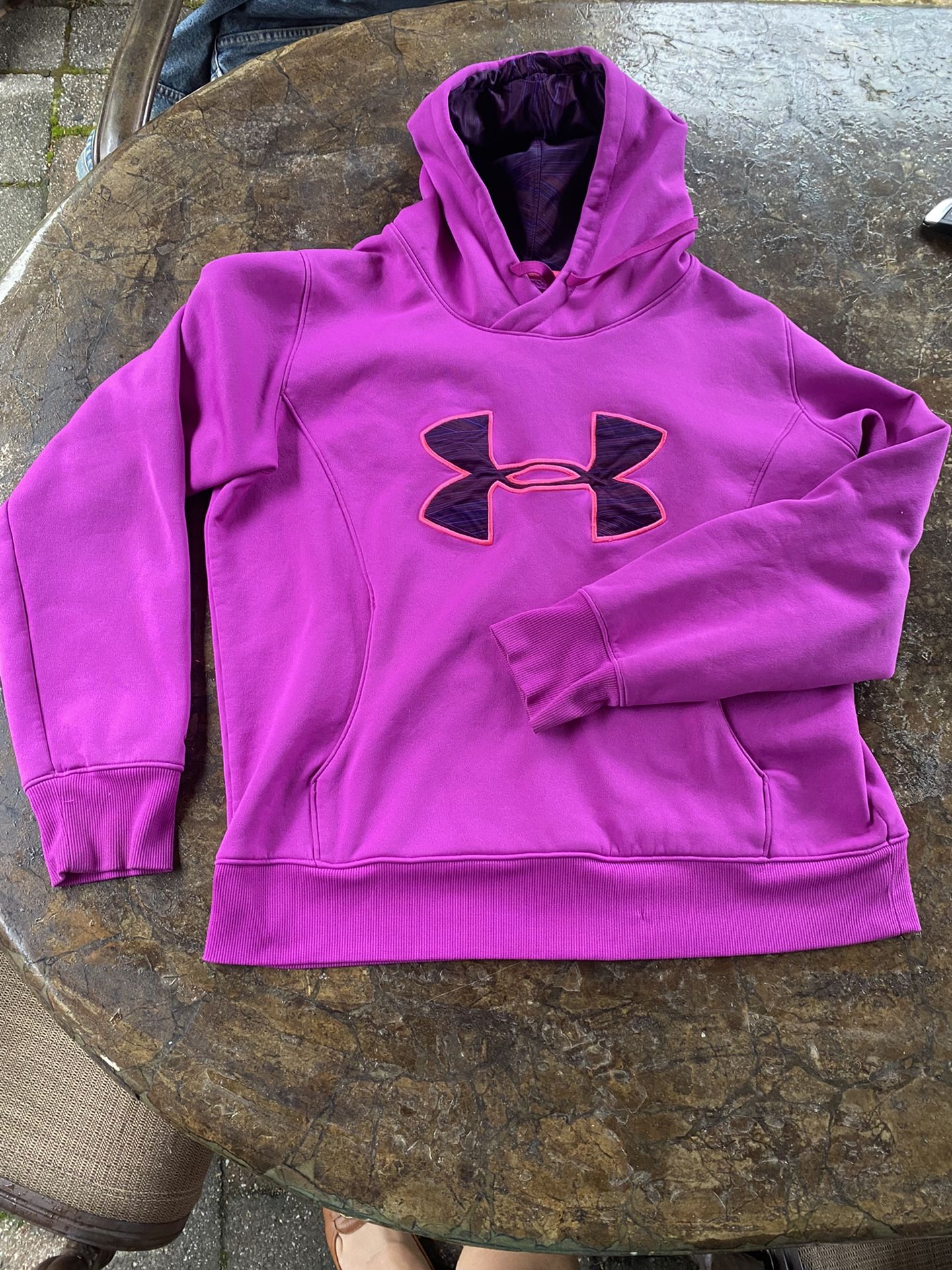 Girls Under Armour Hot Pink Hooded Athletic pullover L