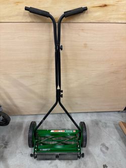 Scott's 16 in. Manual Walk Behind Push Reel Lawn Mower Our price $89