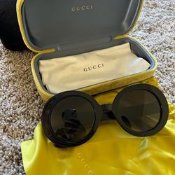 Gucci sunglasses 