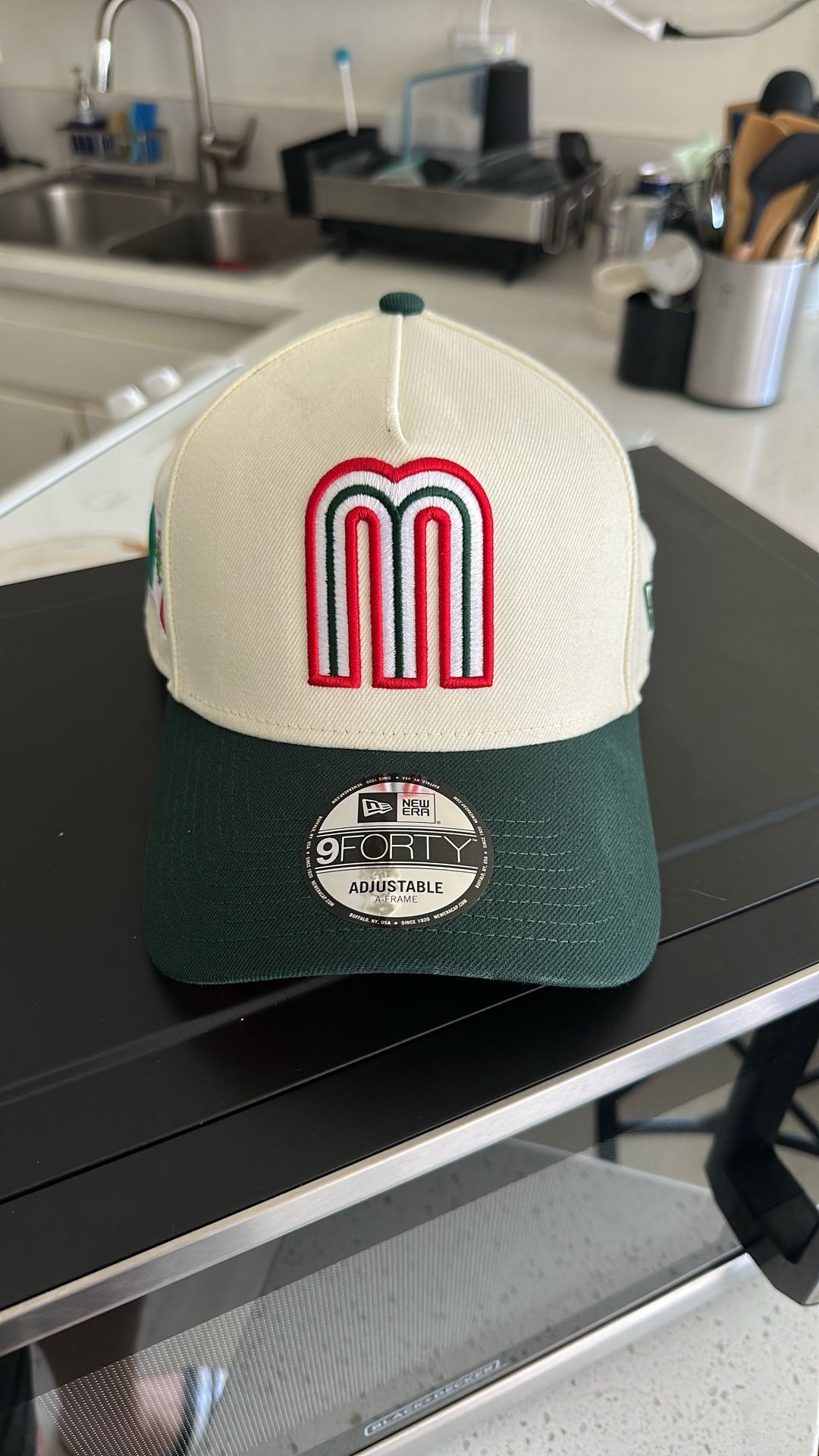 Baseball cap