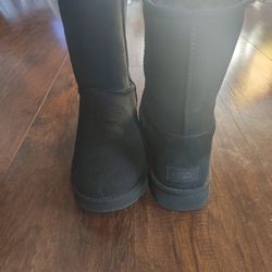 Woman's Uggs