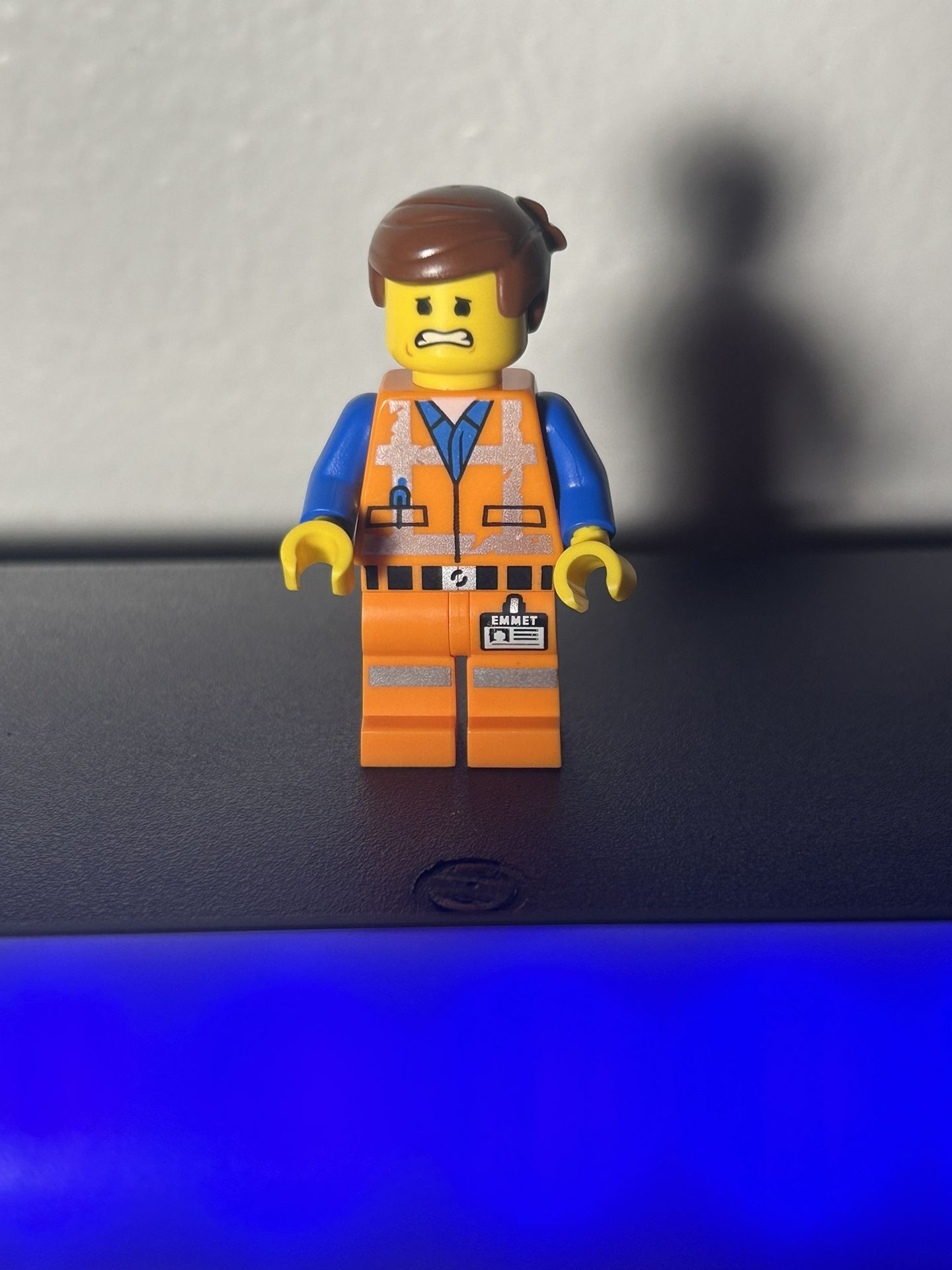 Lego Emmett smile and scared look