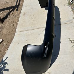 Toyota rav4 rear bumper 2006 and 2007 and 2008 and 2009 and 2010 and 2011 and 2012