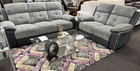 Weekend Sale!!🚨 Reclining Sofa &LoveSeat Available in different Colors