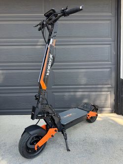 Dual motor high performance electric scooter escooter | Kingsong N16