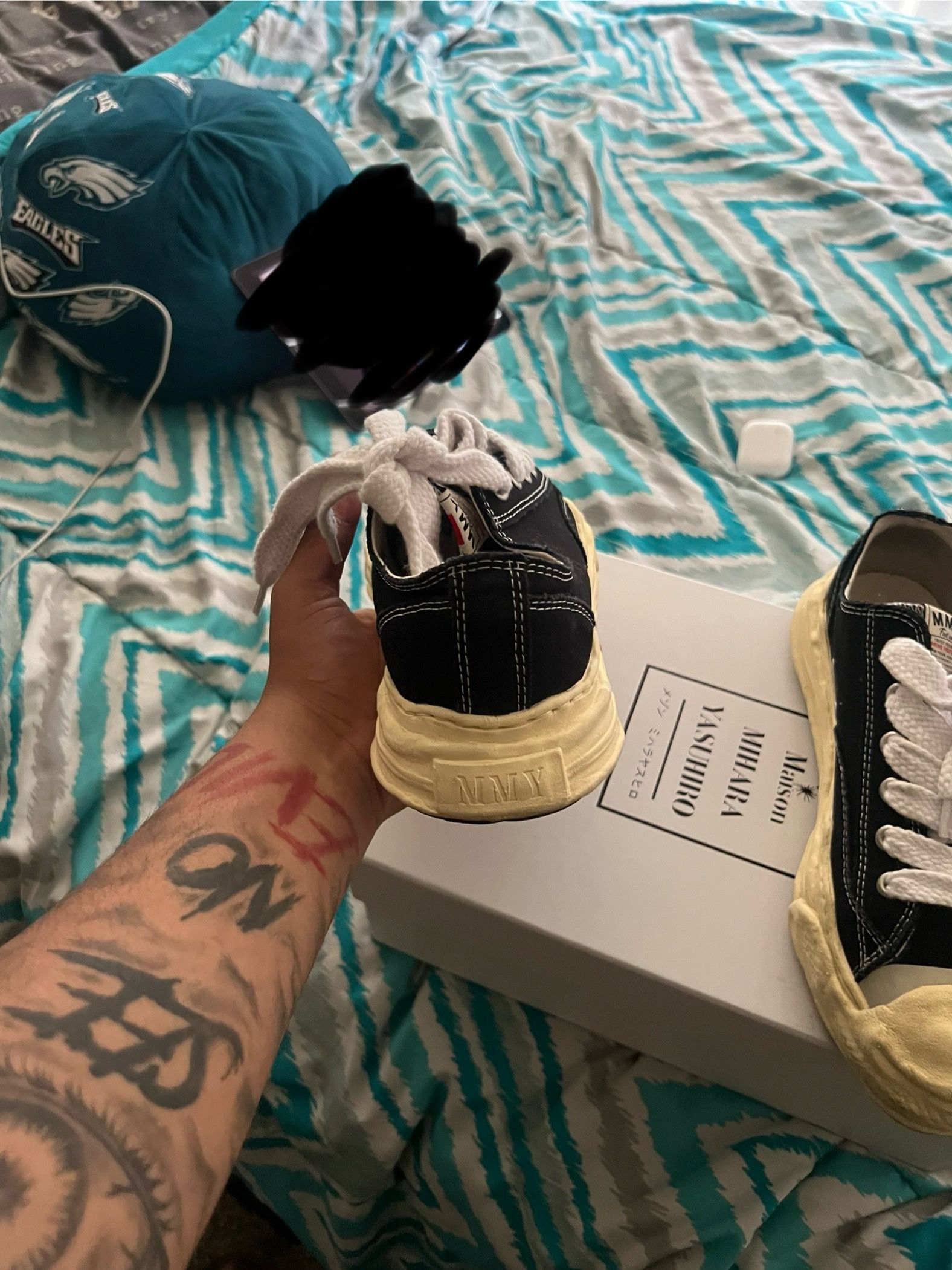 MAISON MIHARA BLACK:CREAM GEL TOP