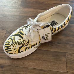 Vans Family Size 66 Collectible shoe 