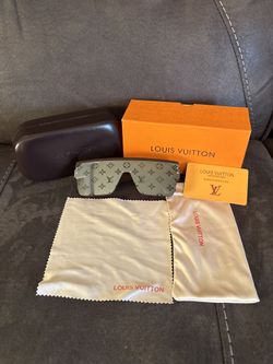 Louis Vuitton Brown Monogram Shield Sunglasses Gold Hardware