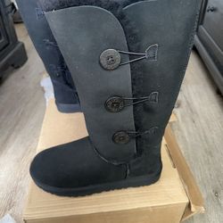 UGG BOOTS 👢 