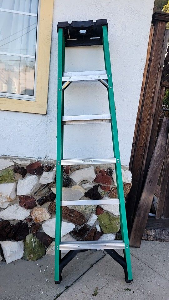 Ladder 6Ft