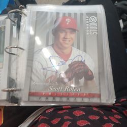 FULL BINDER OF AUTOGRAPH BASEBALL CARDS