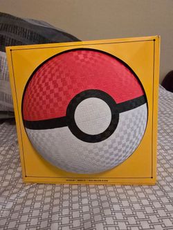 POKEMON X TARGET POKEBALL KICKBALL