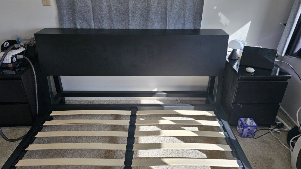 Queen Size CB2 Bed