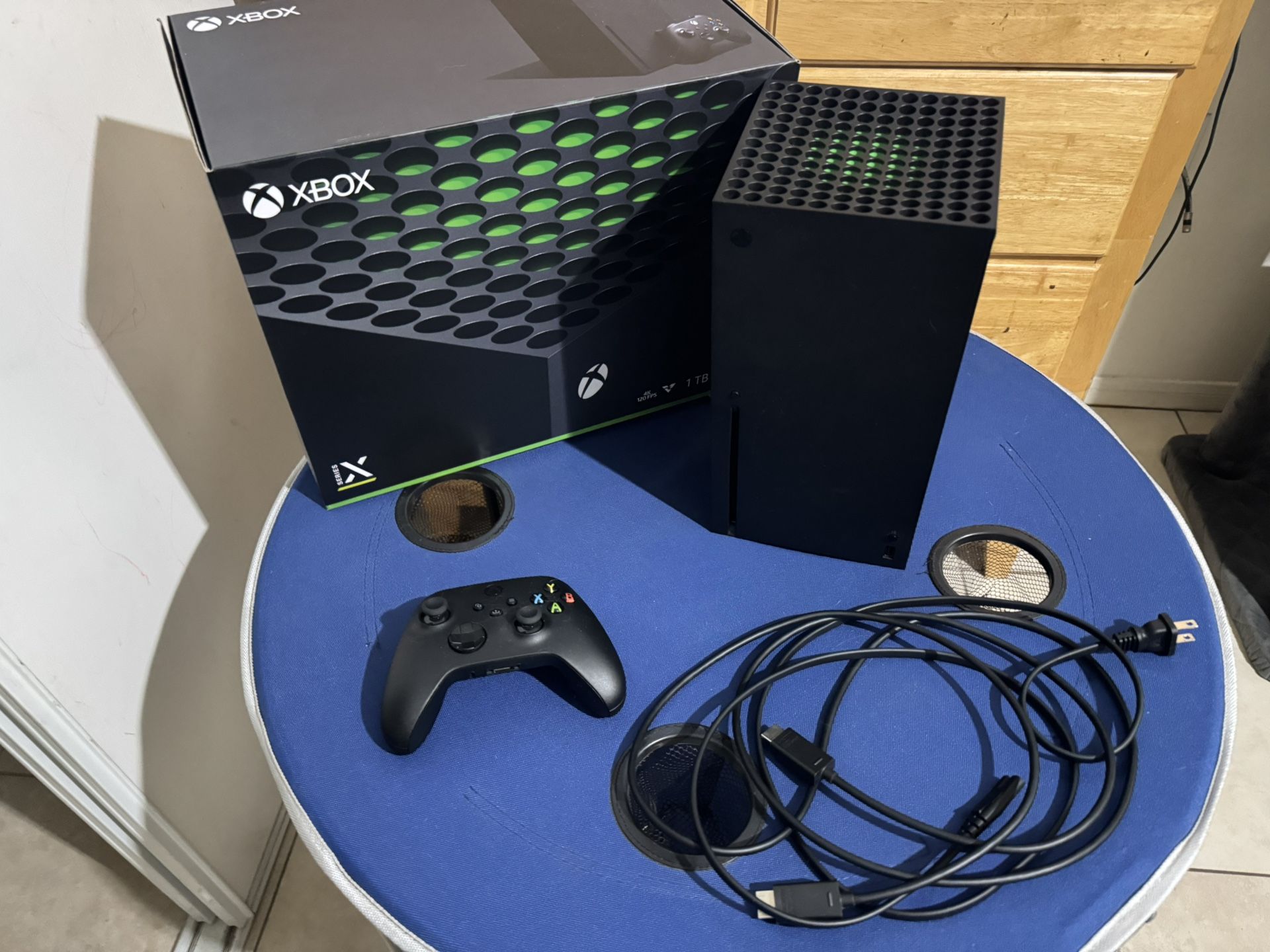 Xbox - Series X Model !