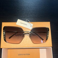 Louis Vuttion Moon Sunglasses 