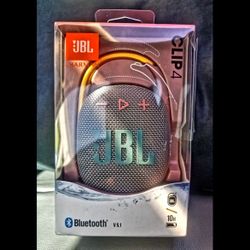 JBL Clip 4