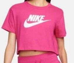 Nike Pink 🩷 T-shirt Crop Top