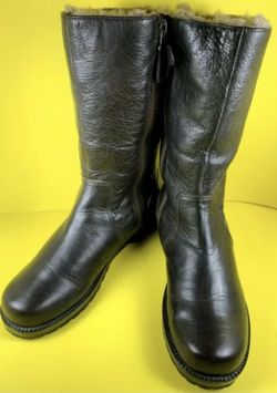 Gentle Souls Warm Me Up Boots Size 8