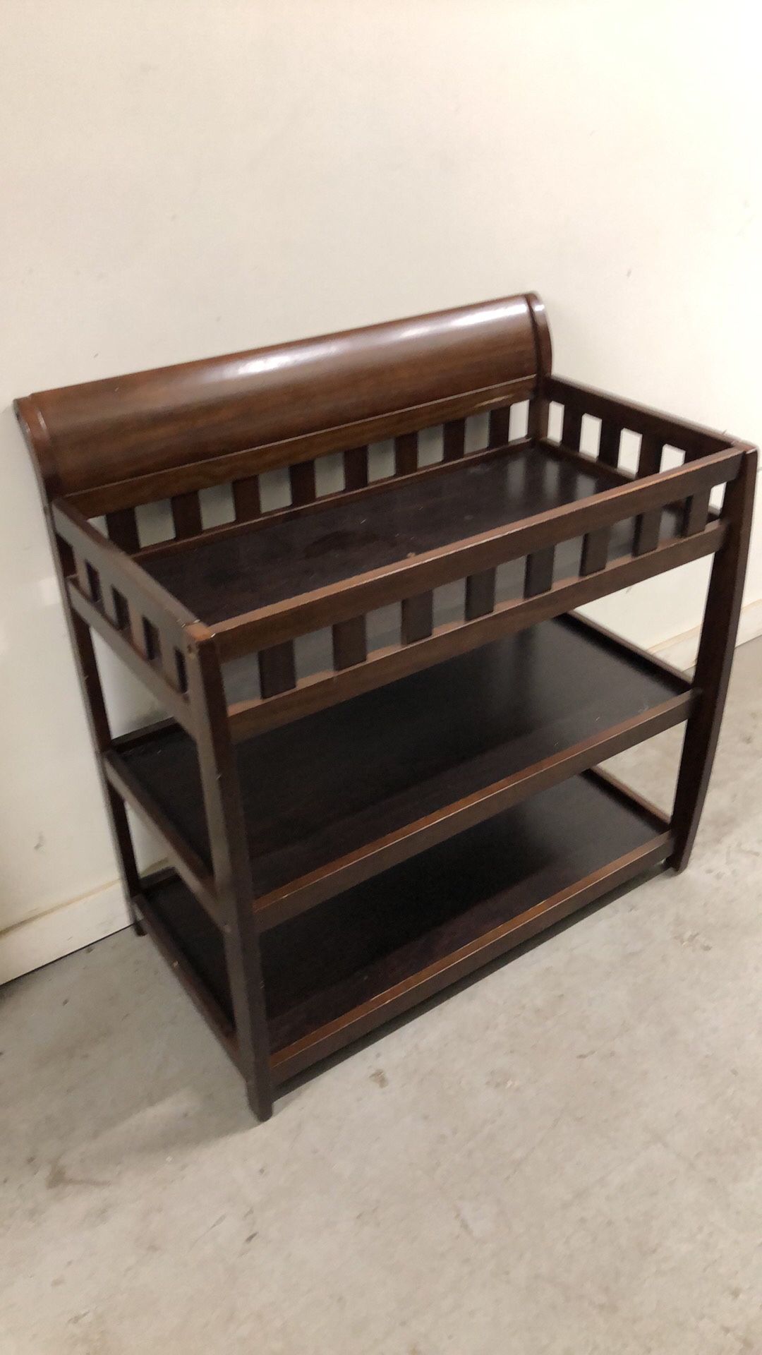 35”wx17”dx32”h Baby changing table