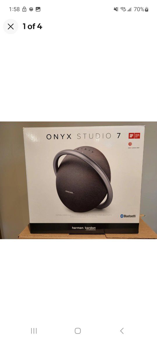 Harman Kardon Onyx Studio 7 Bluetooth Speaker $200 obo