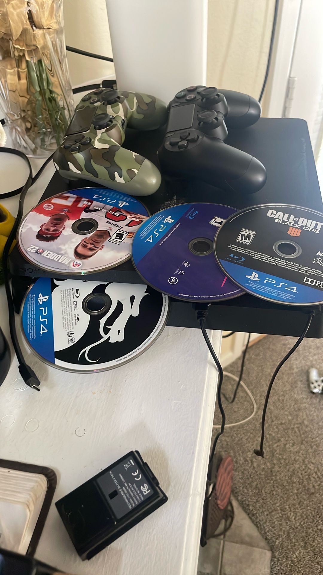 PS4 Slim