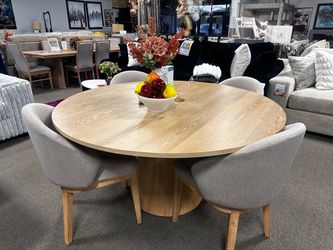 Modern round dining table set! $1499 🧡📦✨