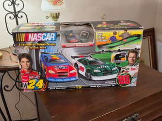 Nascar ultimate speedway track set