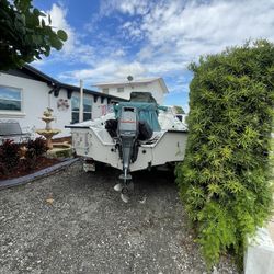 2001 Key largo 19ft