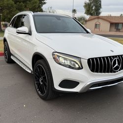 2019 Mercedes-Benz GLC 300