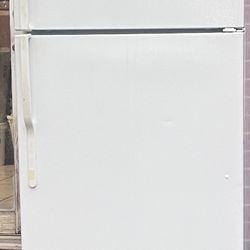 Ge Refrigerator 