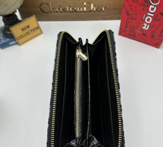 Long Zip Wallet W Box