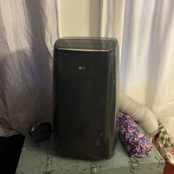 LG 12,000 BTU Portable AC – LP1218GXR – 115V 