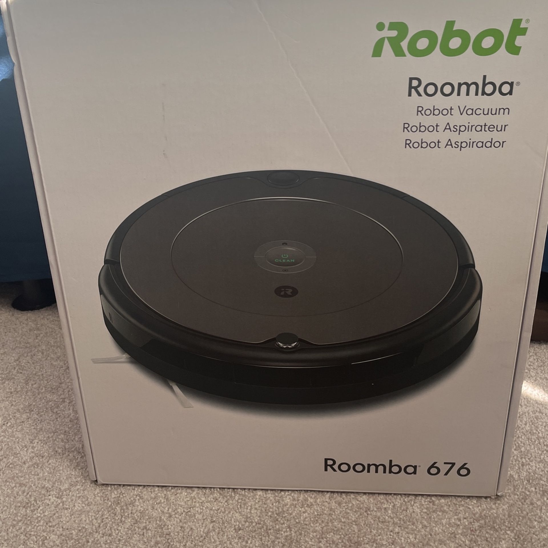 Roomba 676 Robot Vacuum New
