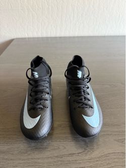 Nike Soccer Cleats Size 4.5
