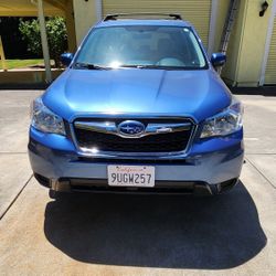 2016 Subaru  Forester 2.5i Premium Sport Utility  4D