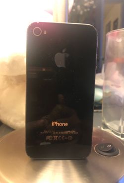 iPhone 4 Hey someone trade me an iPhone 6 or up