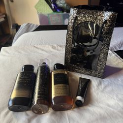 Bath & Body Works, Women’s “Into The Night”, 4 Piece Set, (Spray, Lotion, Body Wash, Hand Cream) New In Gift Bag, Great Gift 🎁 ❤️