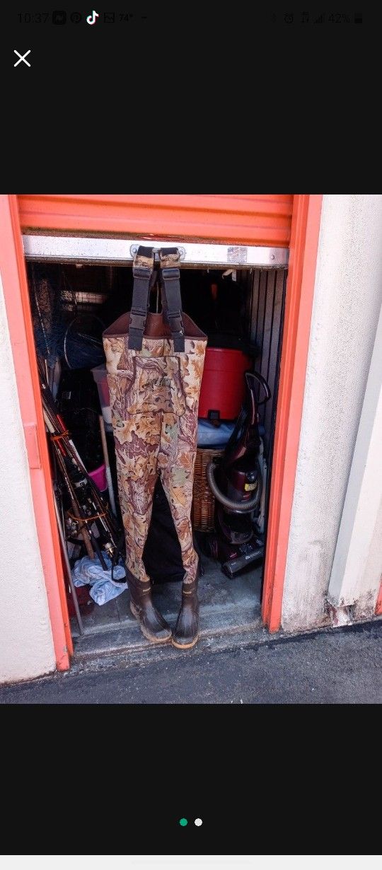 Waiters Size Medium Size 8 Boot